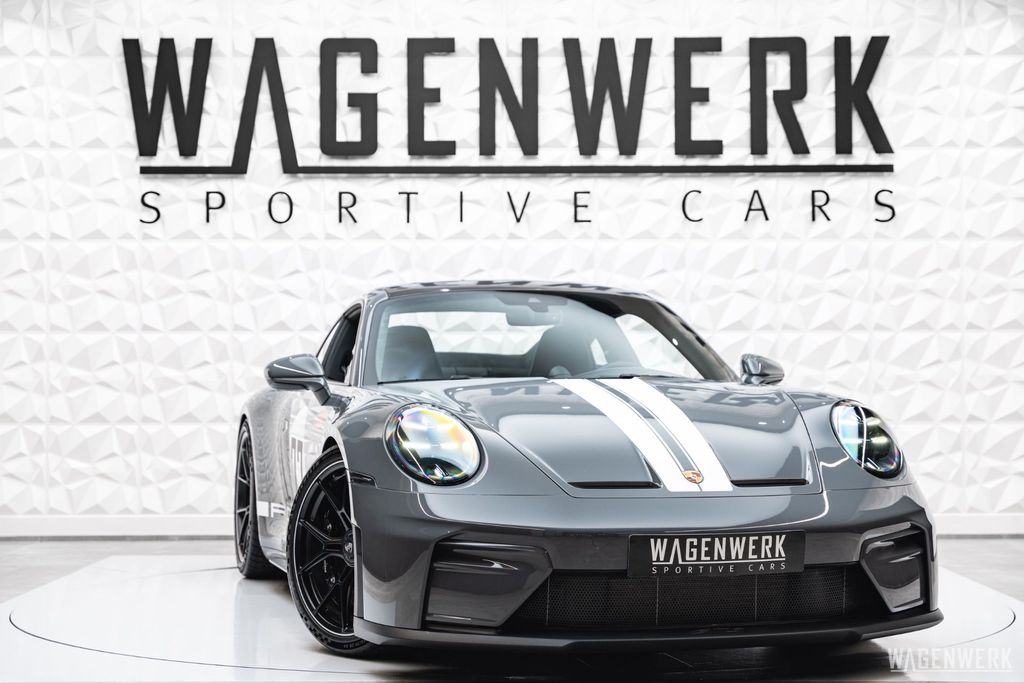 Porsche 992 2025