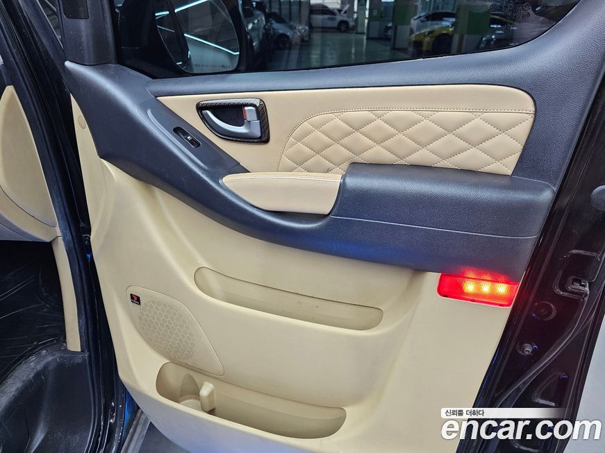 Hyundai Starex 2013