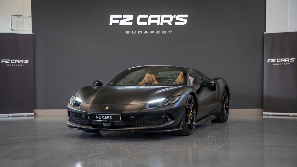 Ferrari 296 GTS 2024