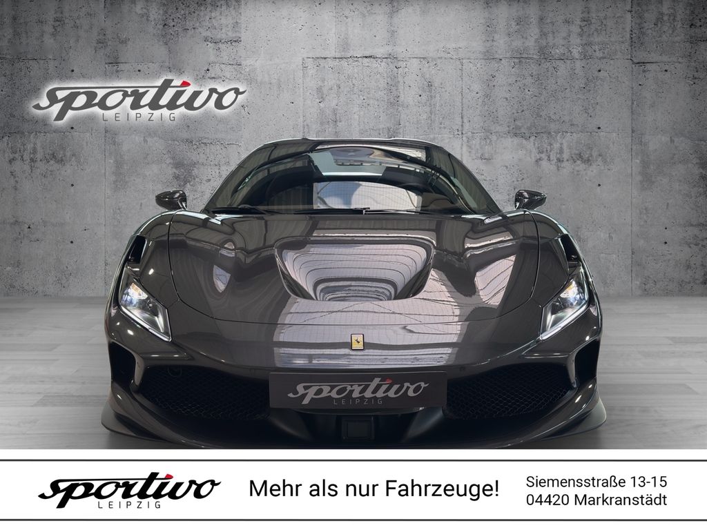 Ferrari F8 2021