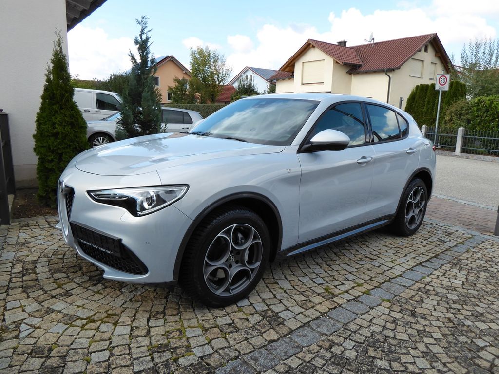 Alfa Romeo Stelvio 2023
