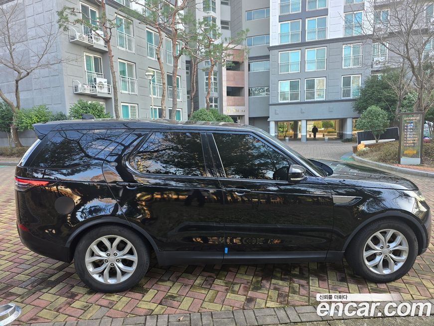 Land Rover Discovery 2018