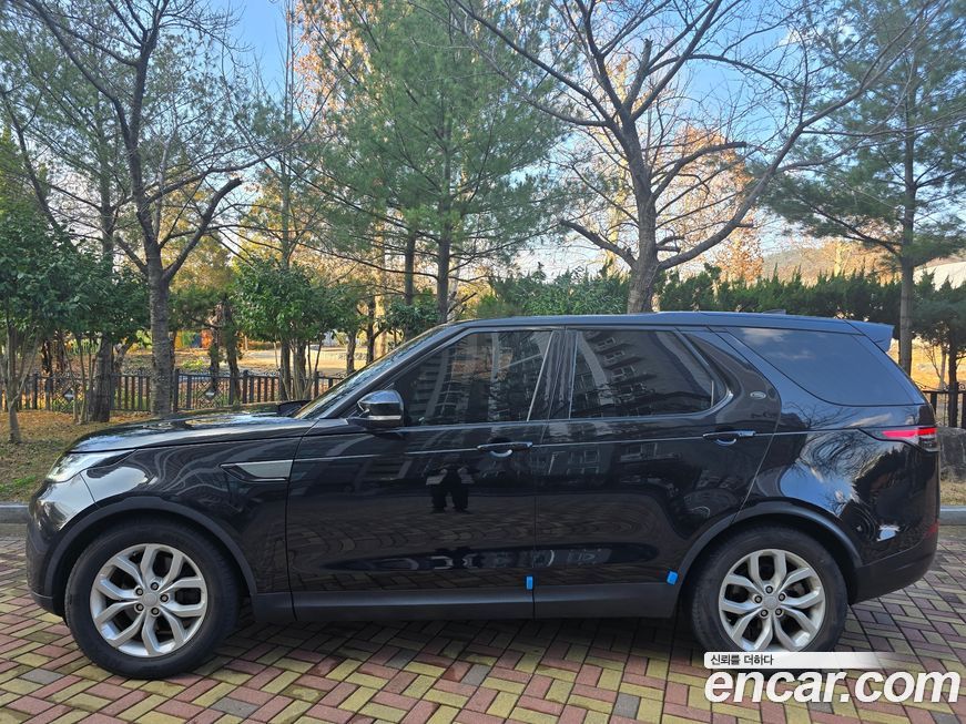 Land Rover Discovery 2018