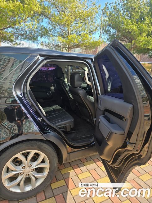 Land Rover Discovery 2018