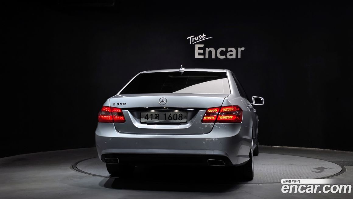 Mercedes-Benz E-Class 2013