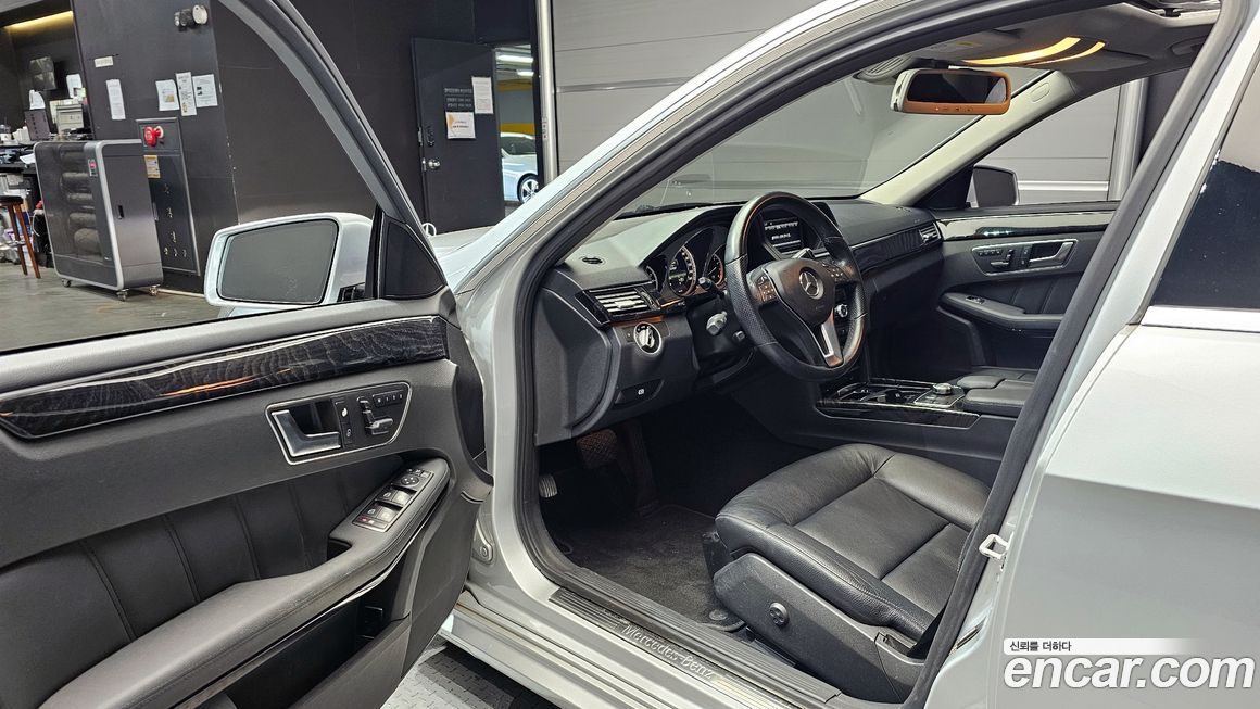 Mercedes-Benz E-Class 2013
