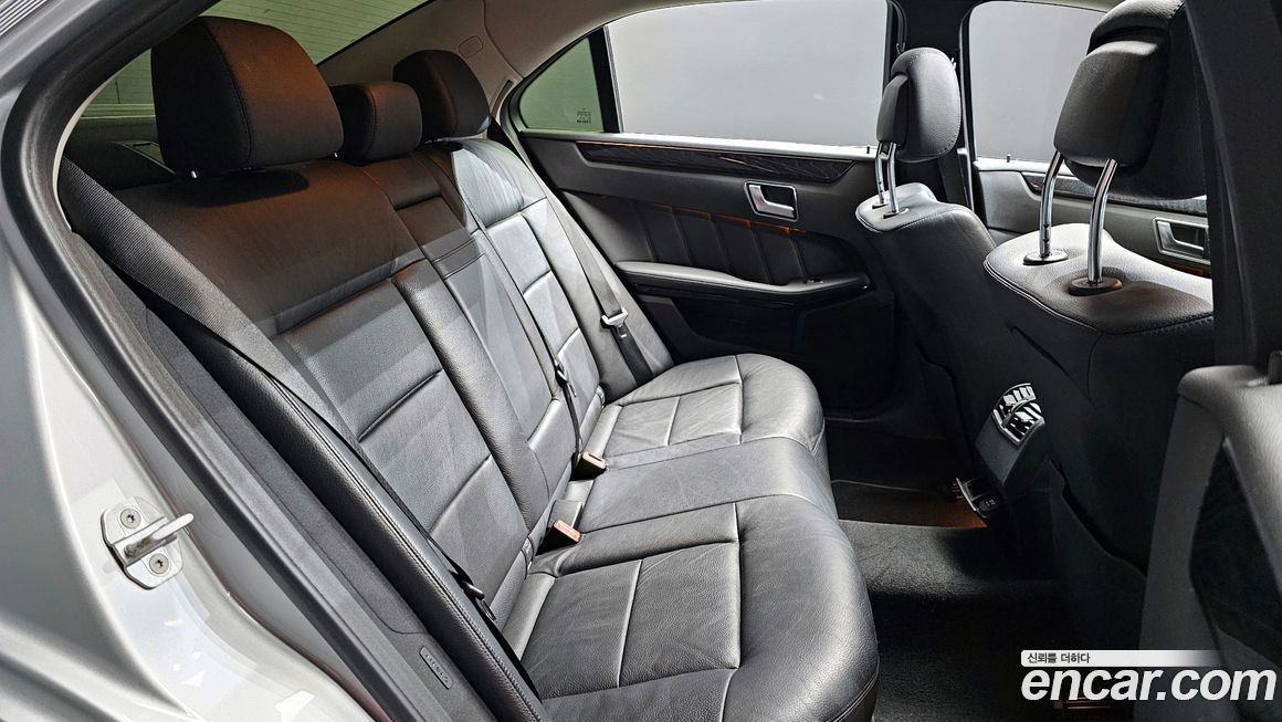 Mercedes-Benz E-Class 2013