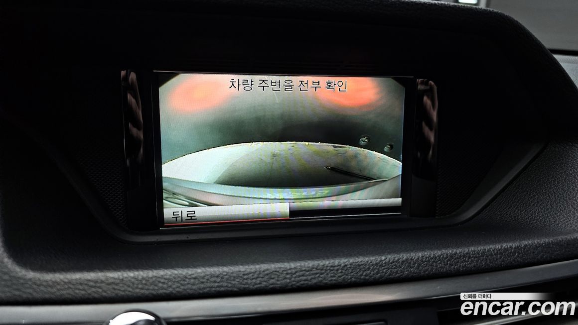 Mercedes-Benz E-Class 2013