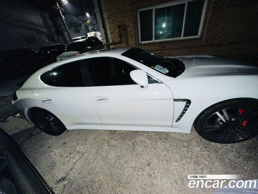 Porsche Panamera 2013