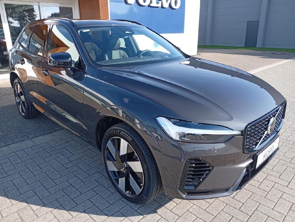 Volvo XC60 2025