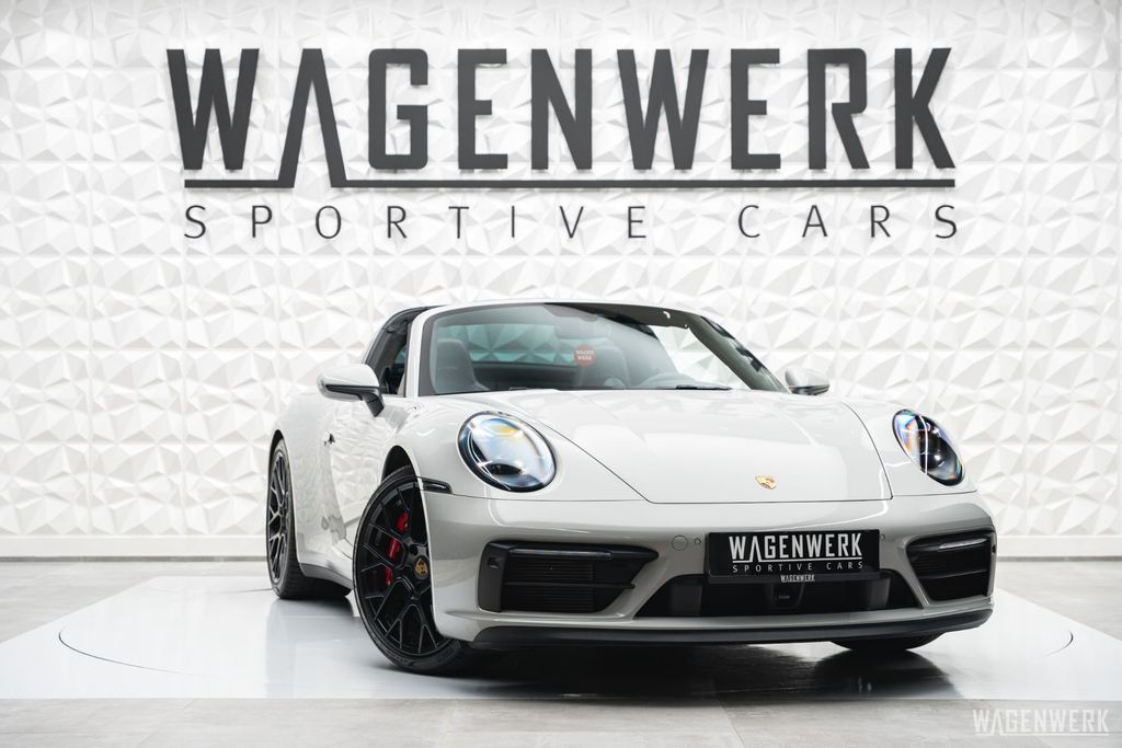 Porsche 992 2024