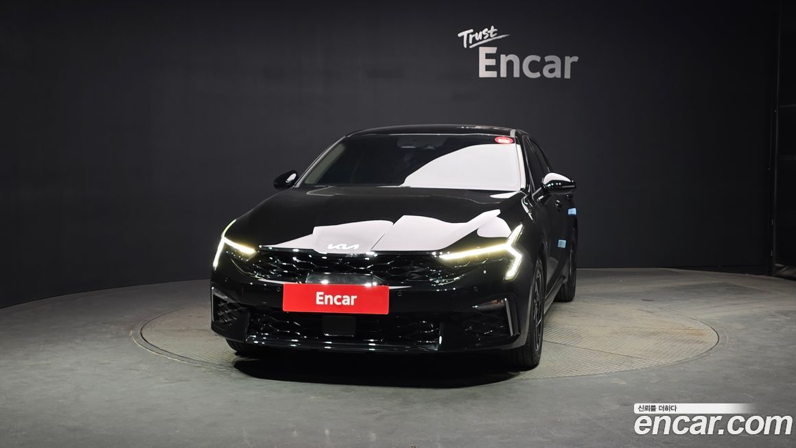 Kia K5 2025