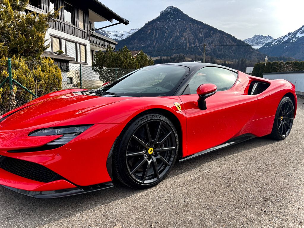 Ferrari SF90 2021