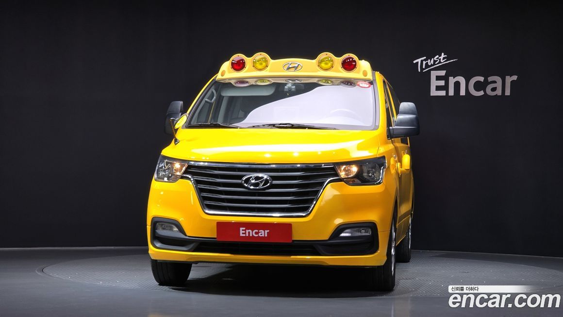 Hyundai Starex 2019