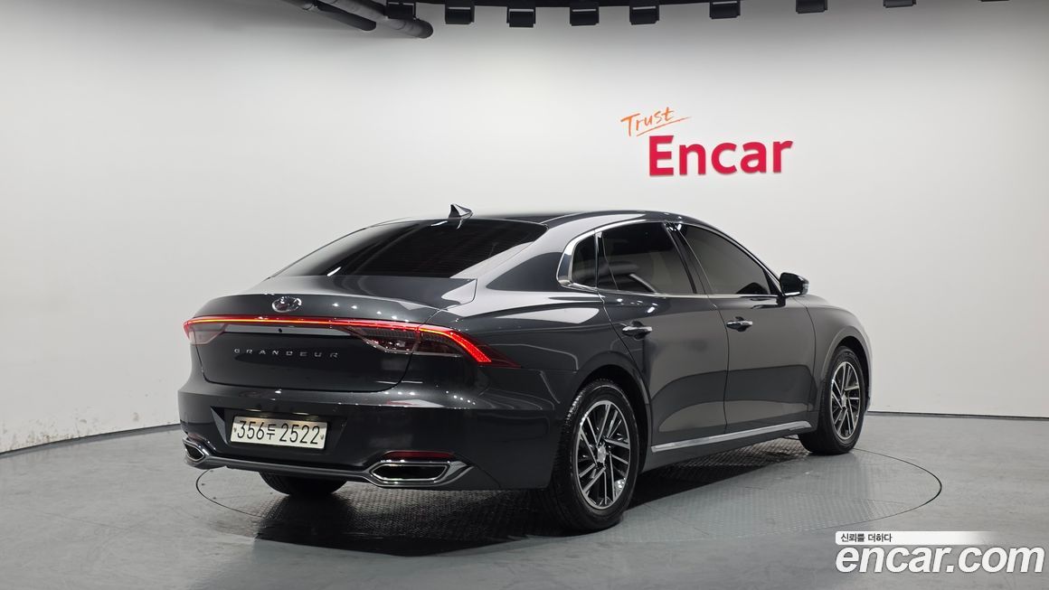 Hyundai Grandeur 2021