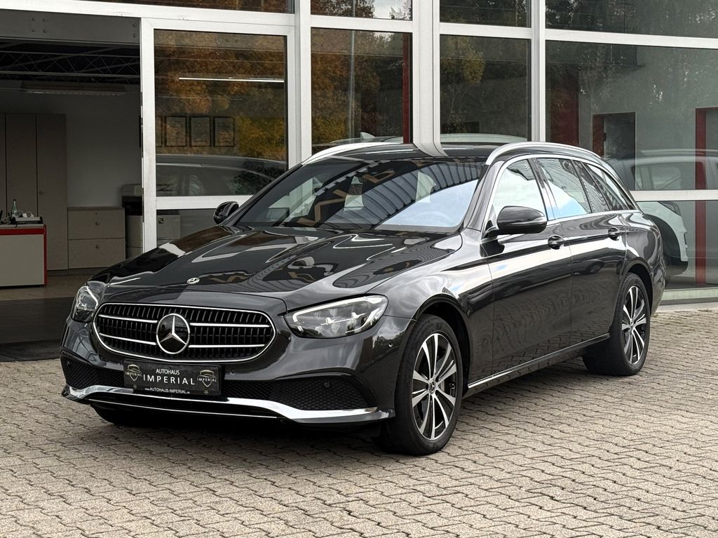 Mercedes-Benz E 300 2023