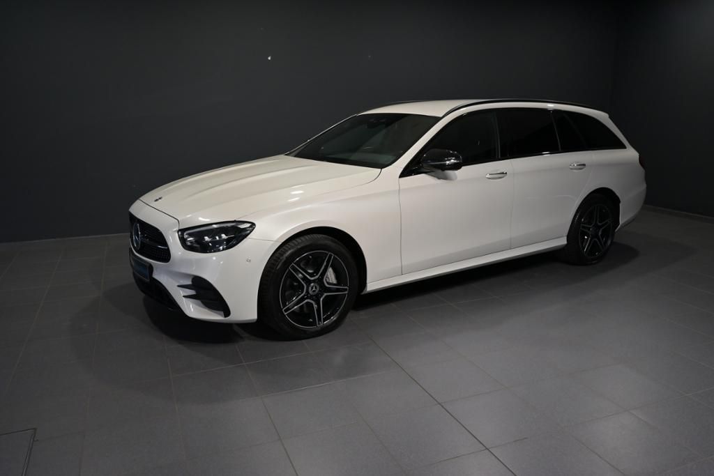 Mercedes-Benz E 300 2022