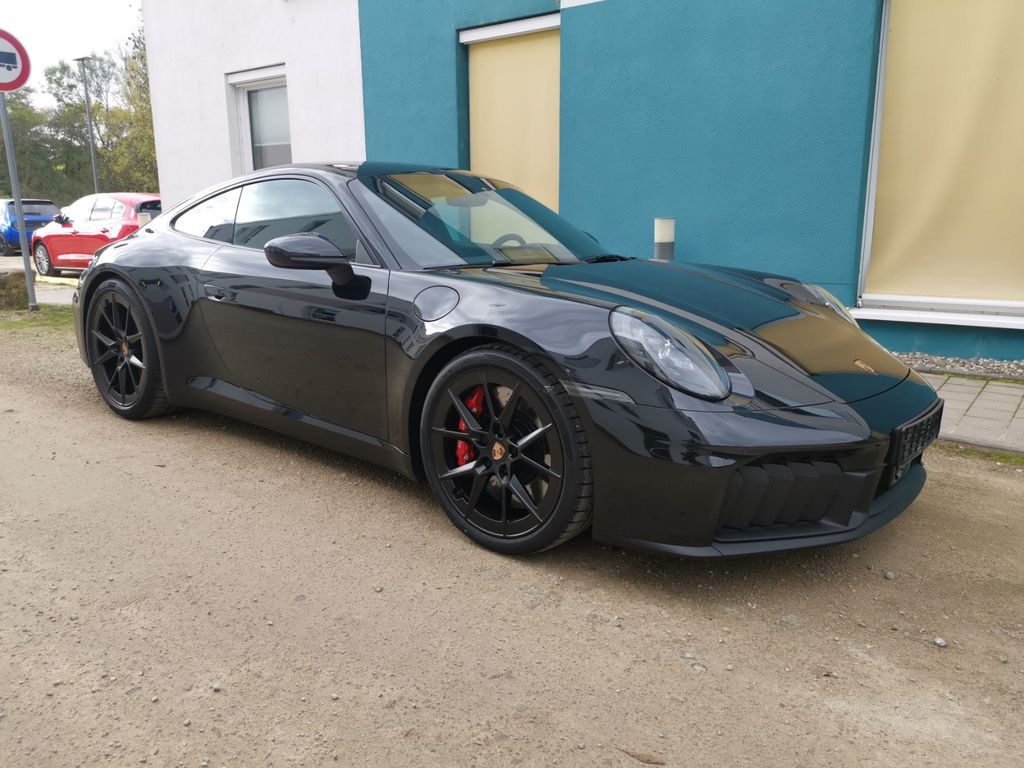 Porsche 992 2025