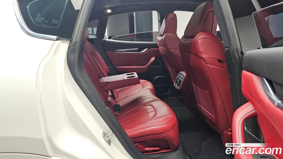 Maserati Levante 2019