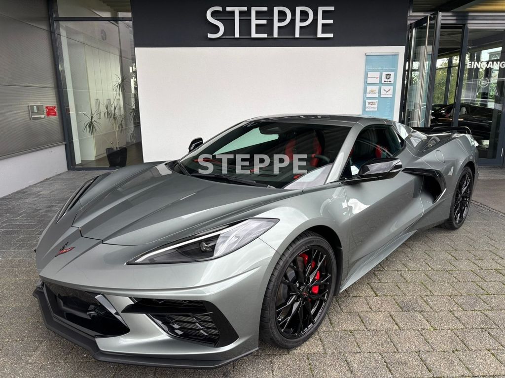 Corvette C8 2025
