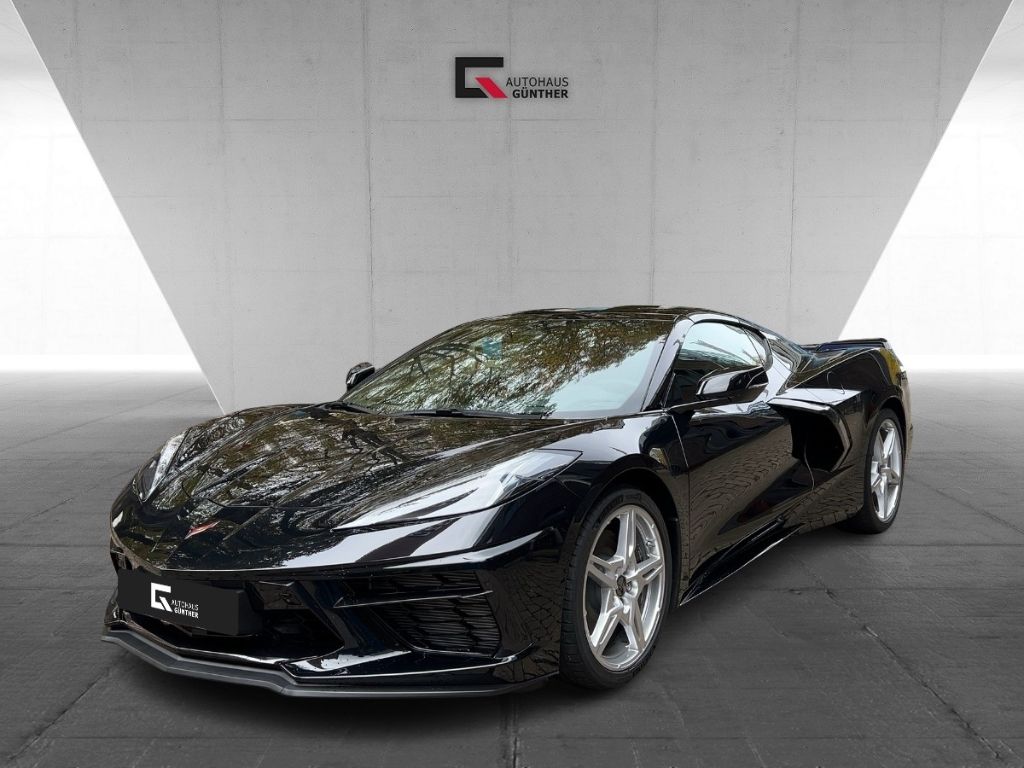 Corvette C8 2025