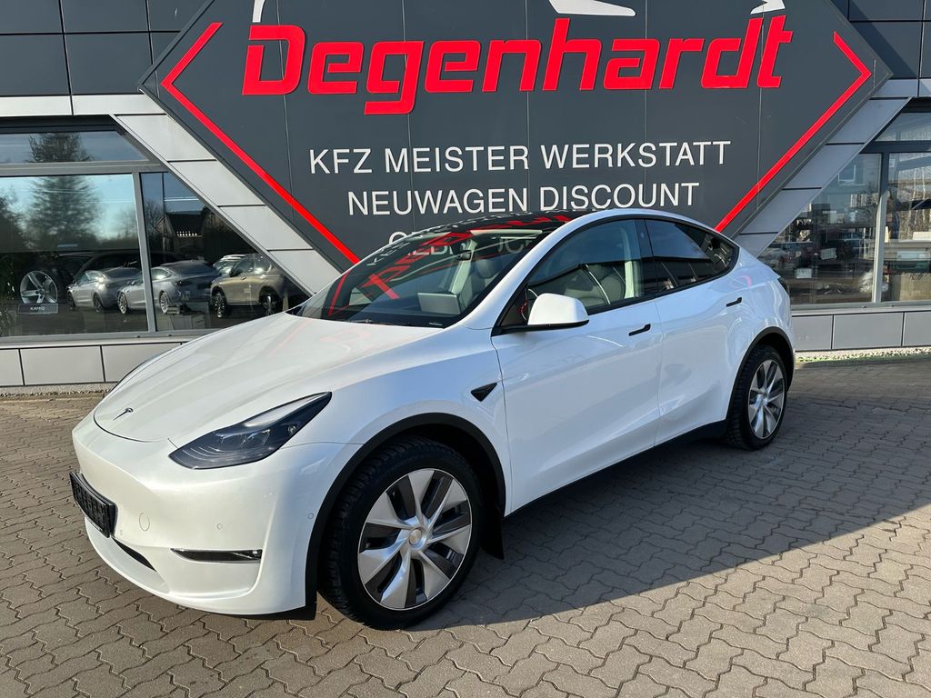 Tesla Model Y 2022