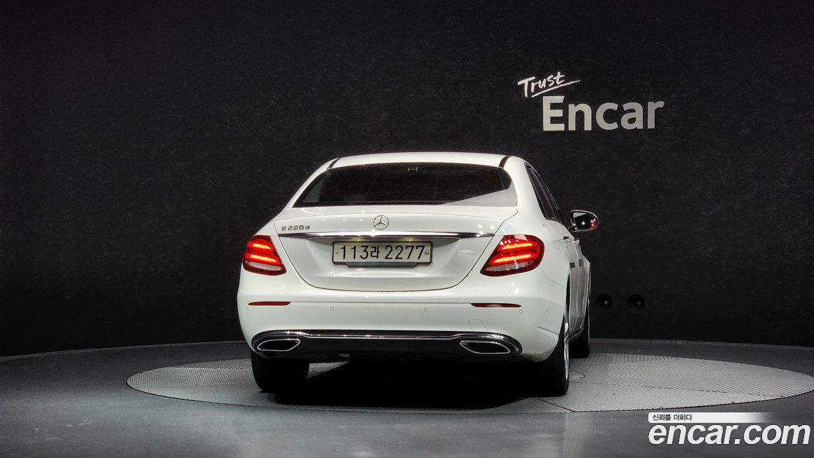 Mercedes-Benz E-Class 2017