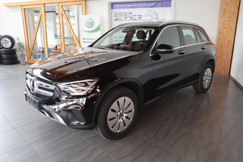 Mercedes-Benz GLC 300 2022