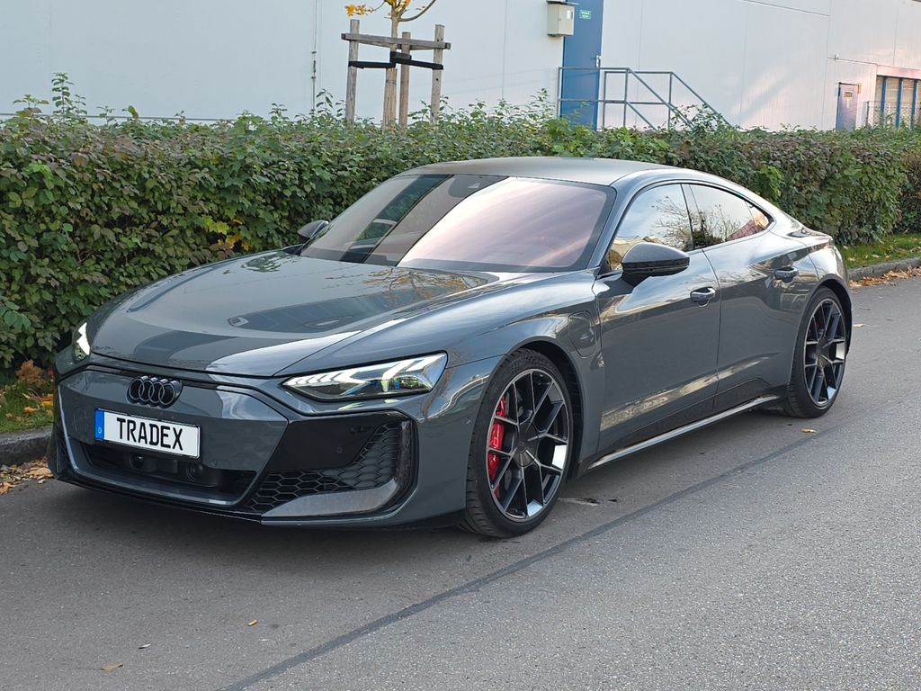 Audi RS e-tron GT 2024