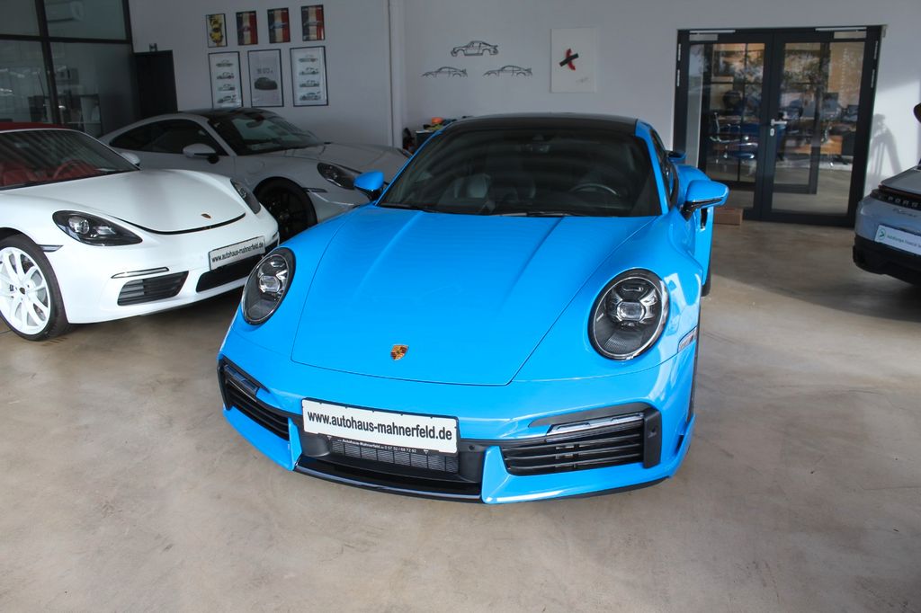 Porsche 992 2023
