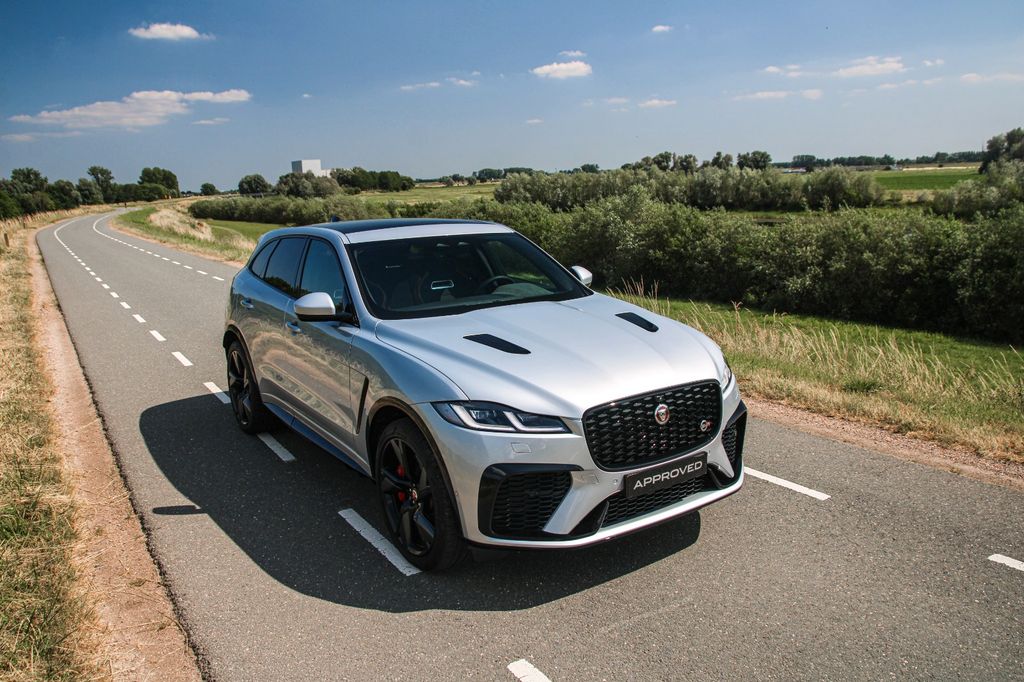 Jaguar F-Pace 2022