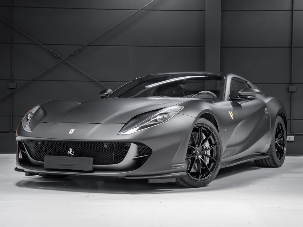Ferrari 812 2021