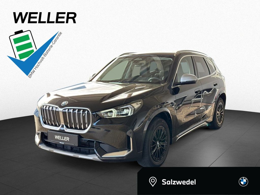 BMW iX1 2023