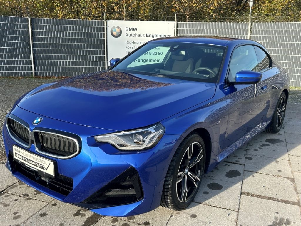 BMW 220 2025