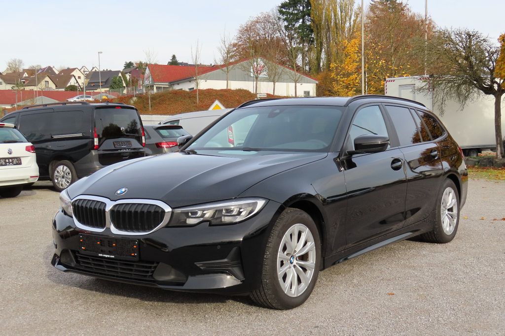 BMW 318 2022