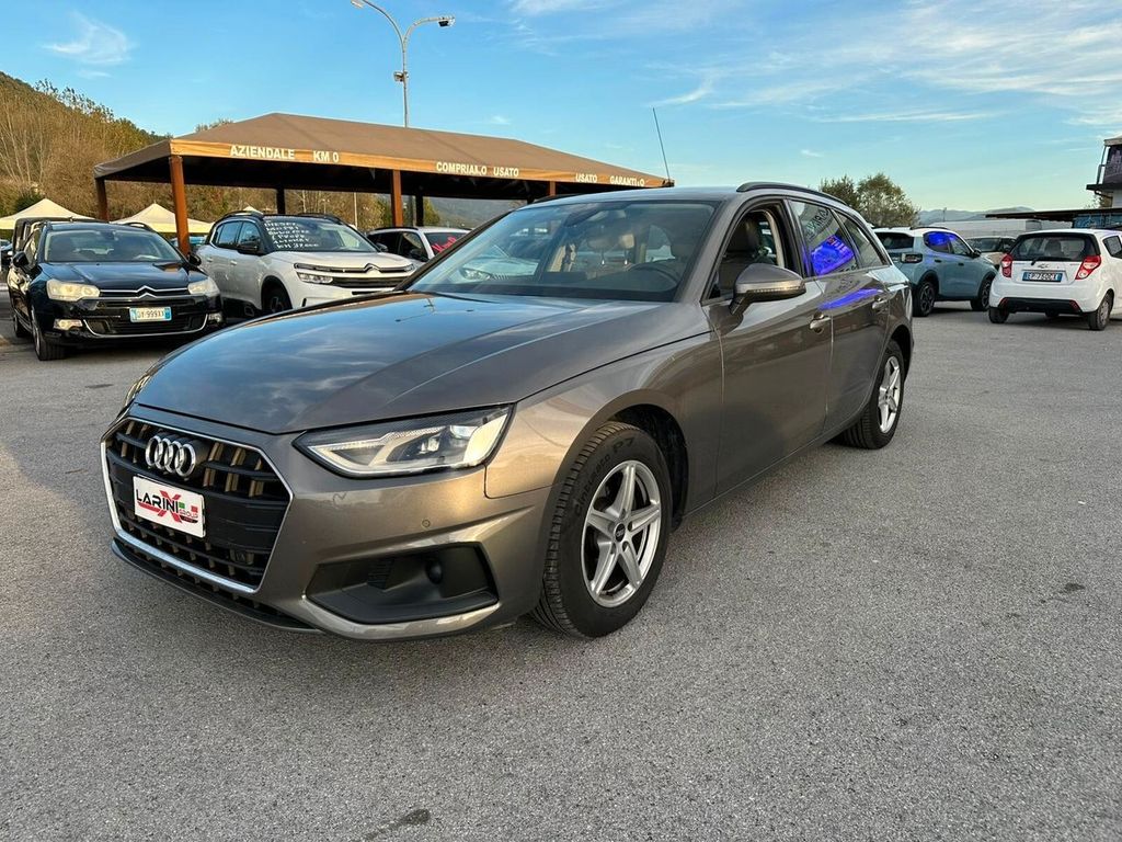 Audi A4 2021