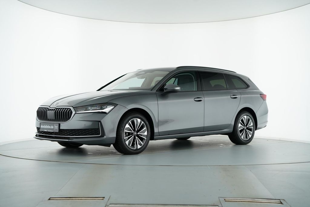 Skoda Superb 2025
