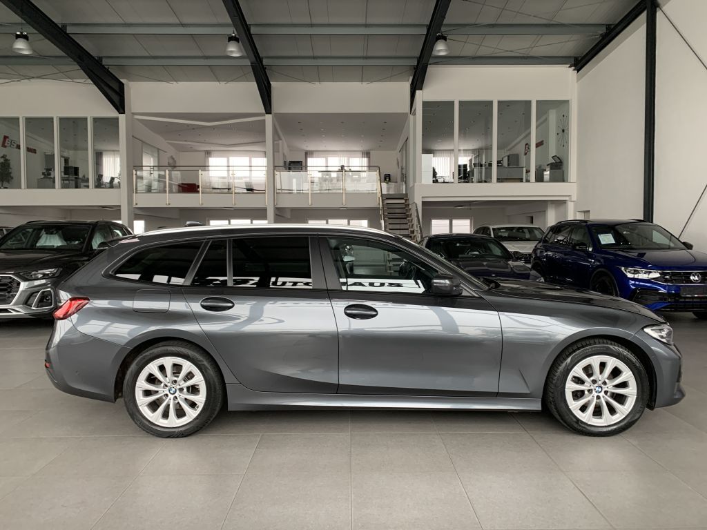 BMW 318 2020