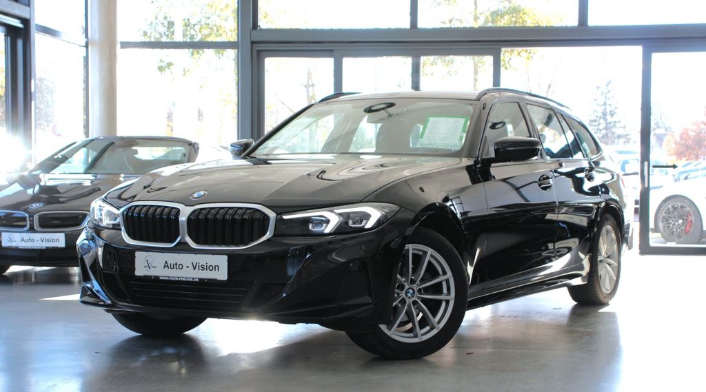 BMW 318 2022