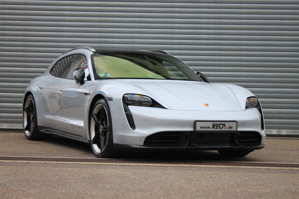 Porsche Taycan 2022