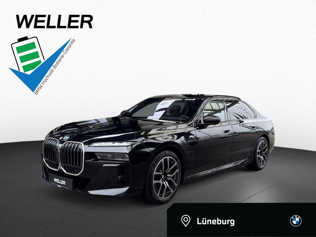 BMW 750 2025