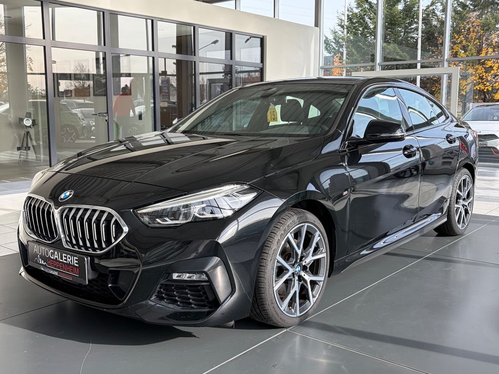 BMW 218 2023