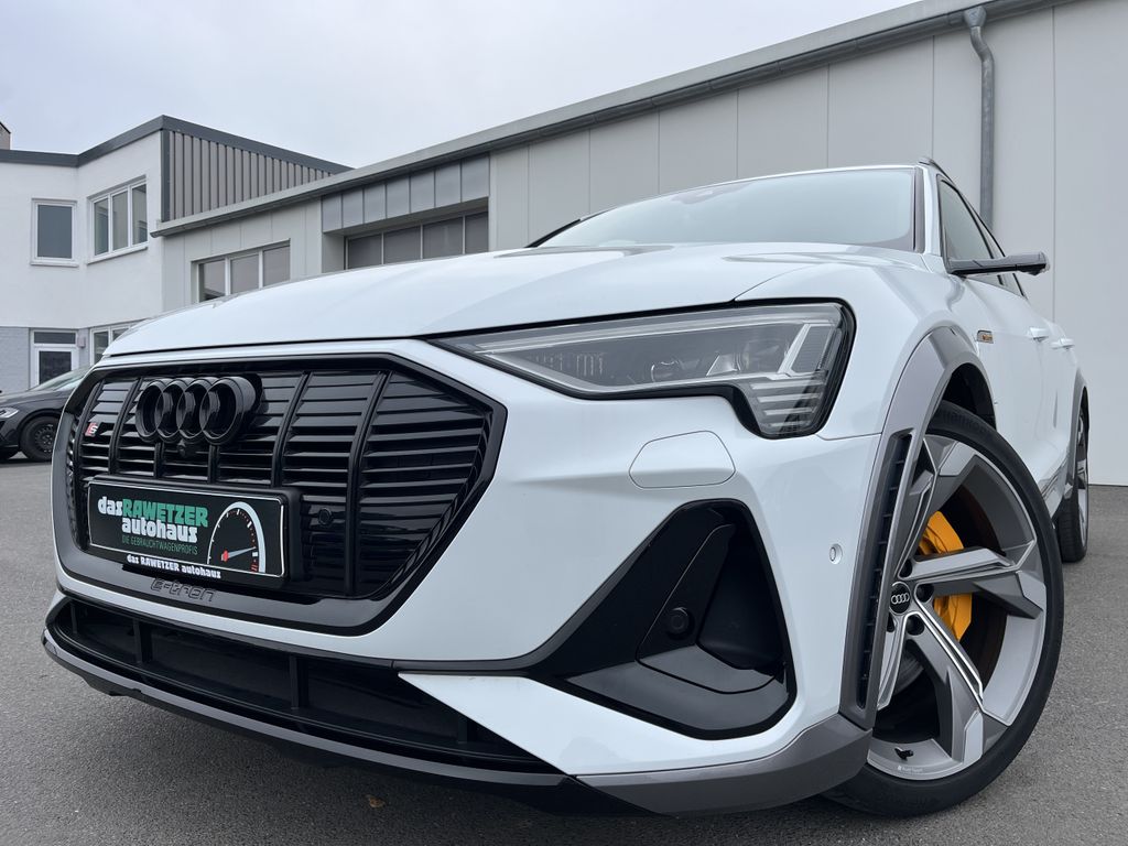 Audi e-tron 2022