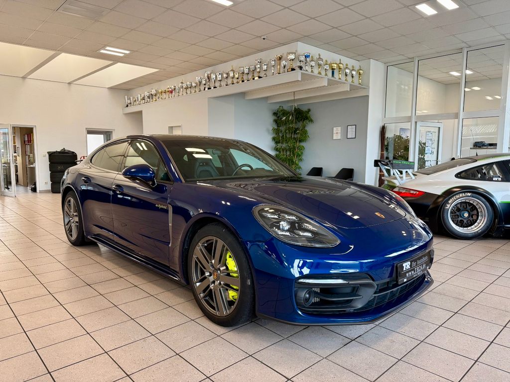Porsche Panamera 2022