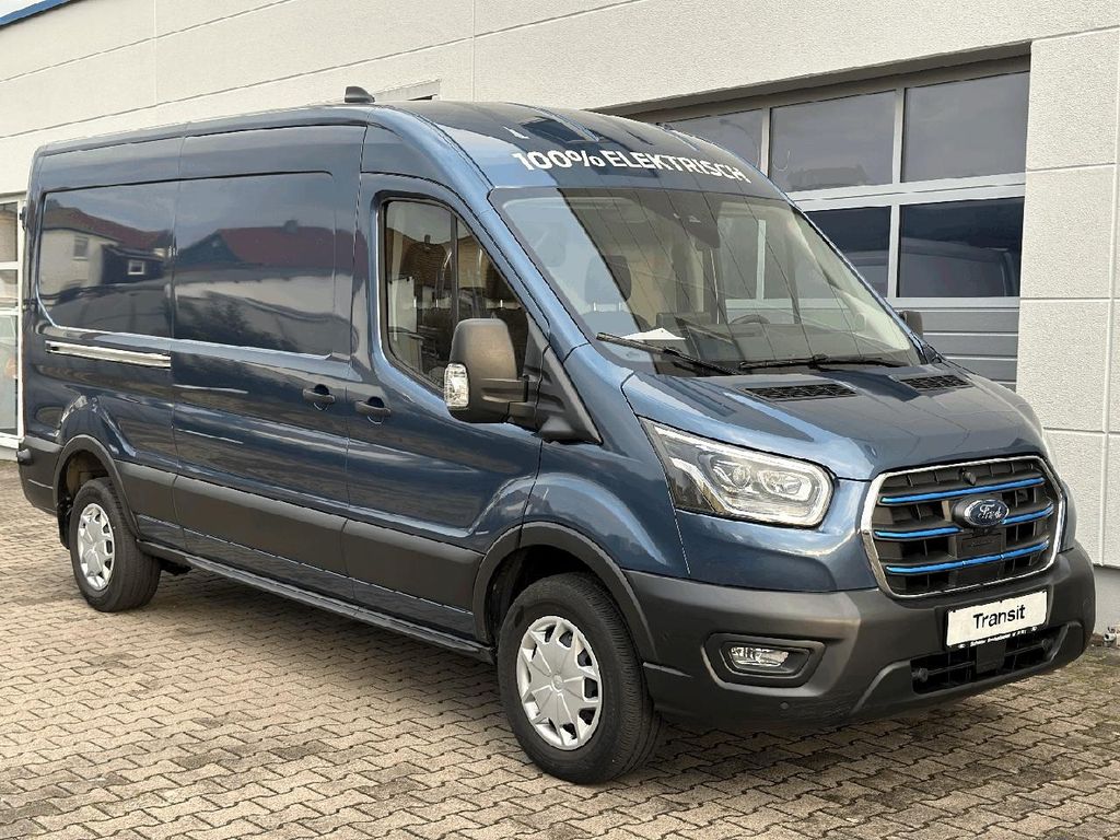 Ford Transit 2023