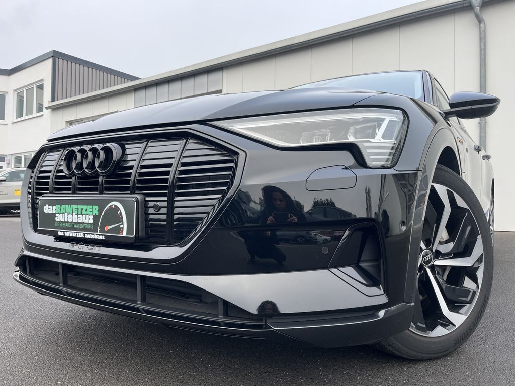 Audi e-tron 2022