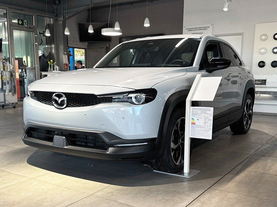 Mazda MX-30 2025