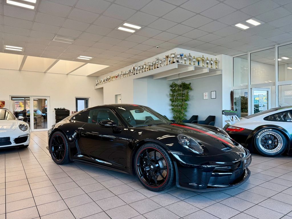 Porsche 992 2023