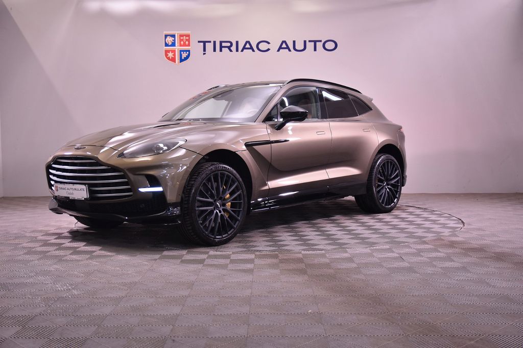 Aston Martin DBX 2023