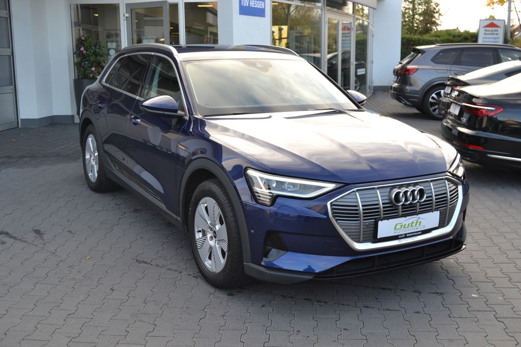 Audi e-tron 2022
